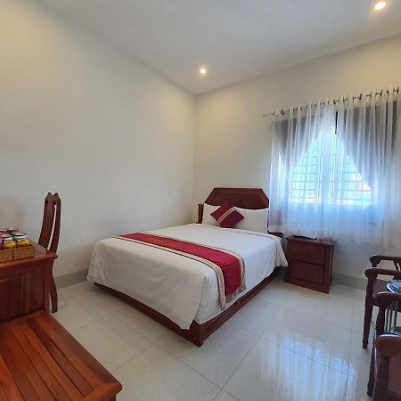 Royal Hotel Bac Lieu Екстер'єр фото