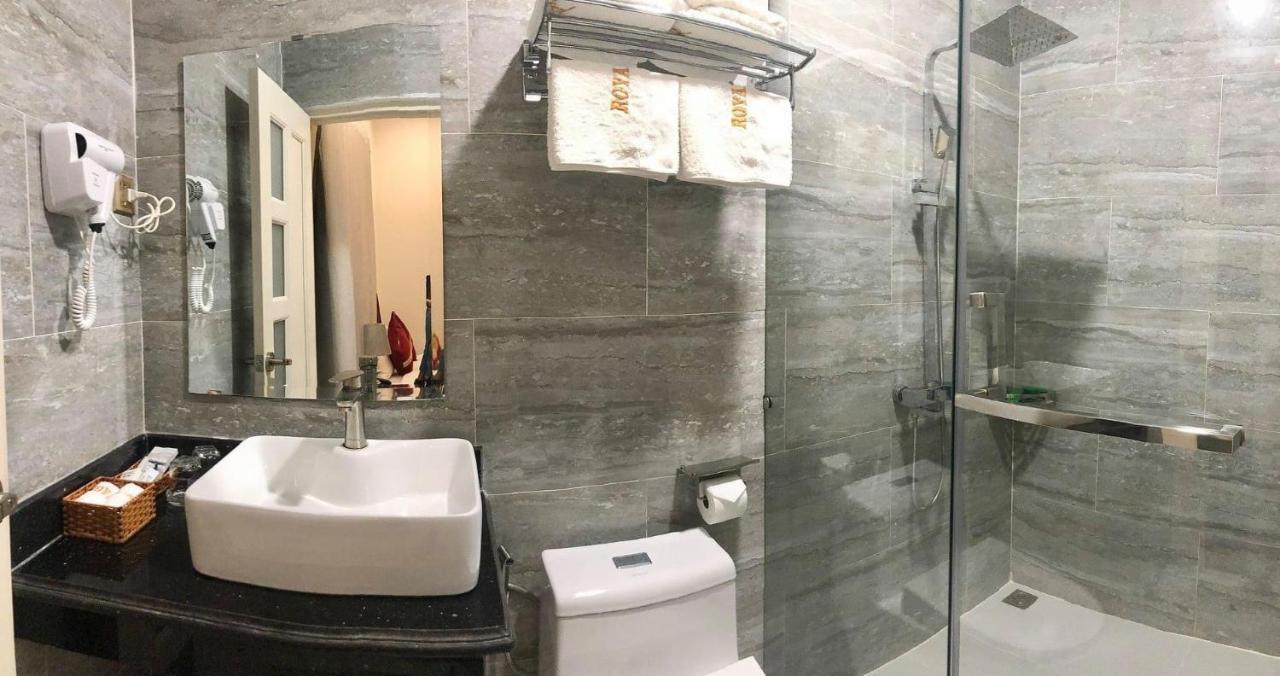 Royal Hotel Bac Lieu Екстер'єр фото